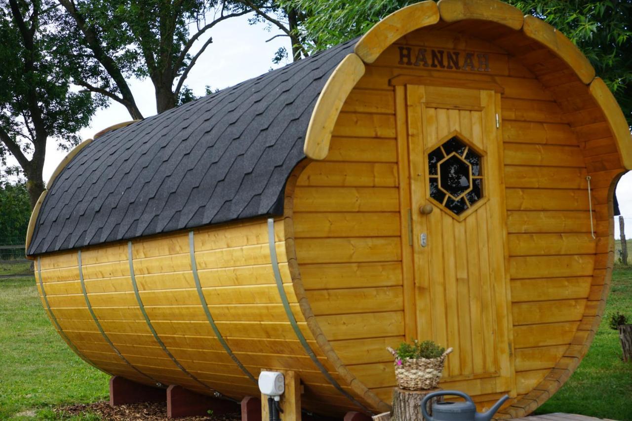 Peenehof Köppen - Ferienwohnungen&Schlaffässer Jordenstorf Exterior foto